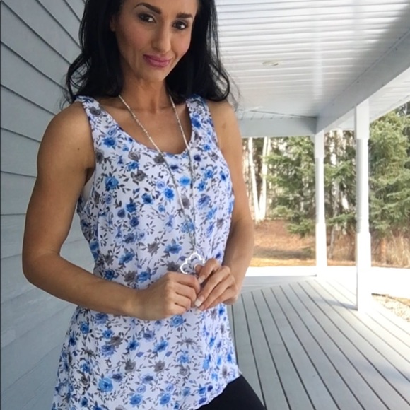 torrid Tops - Torrid Deni semi sheer blue white floral tank